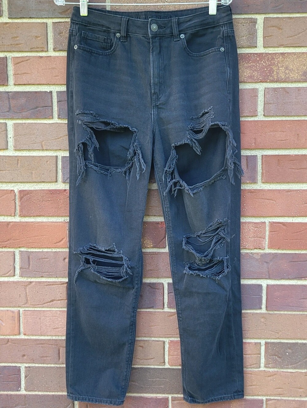 American Eagle Womens Baggy Wider Leg Distressed Black Jeans, Measures 30x28